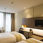 Home Inn Plus Shanghai Xintiandi Lujianbang Road Subway Station